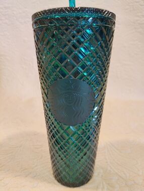 NEW Starbucks Winter 2024 Blue Chrome Teal Studded 24oz Venti Cold Cup Tumbler